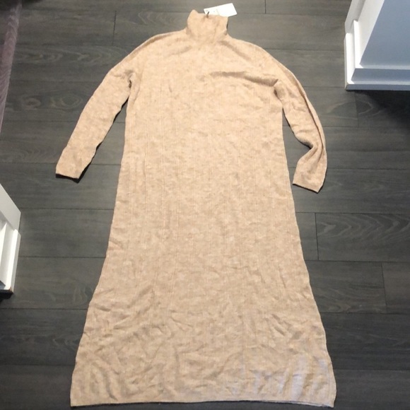 Zara Sweater Dress - Picture 4 of 7
